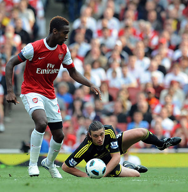 中脱颖而出 中脱颖而出